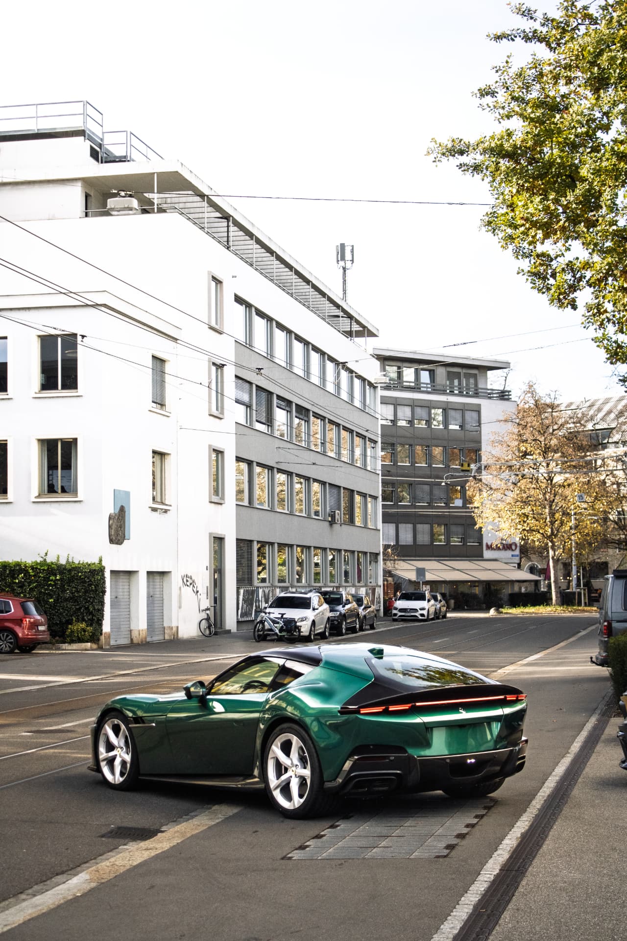 Ferrari 12Cilindri — 5