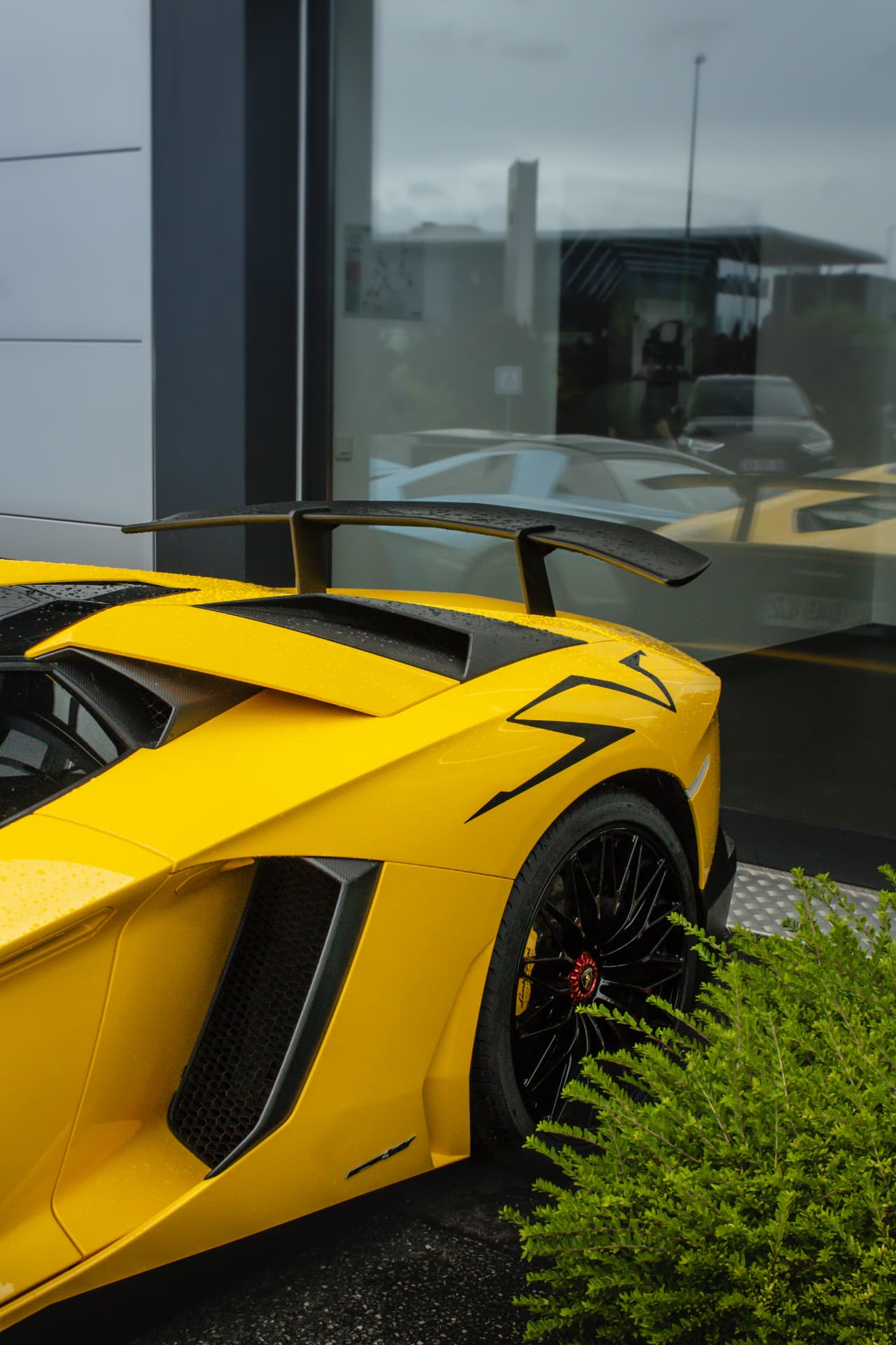 Lamborghini Aventador LP 750-4 SV Roadster — 12
