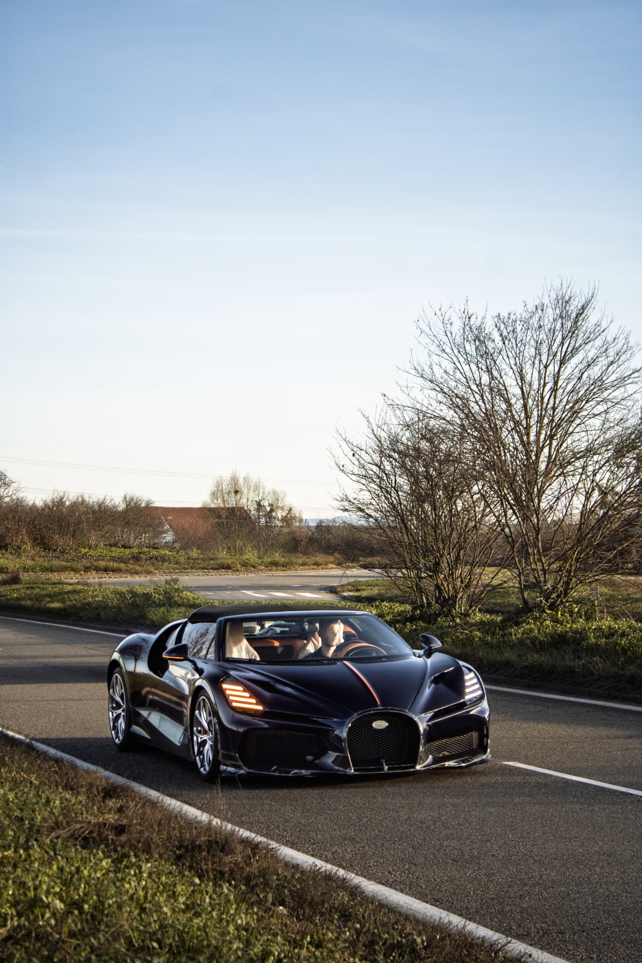 Bugatti Mistral — 7