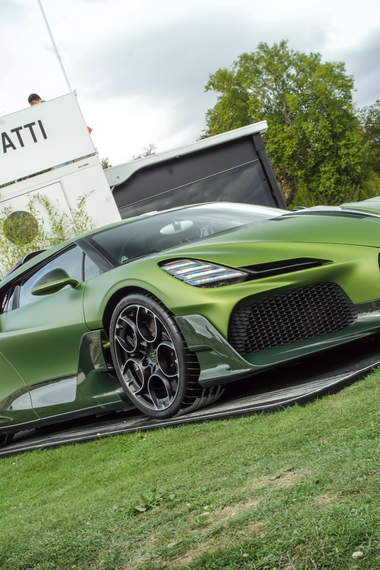 Bugatti Brouillard à Chantilly Arts & Élégance — photo 3