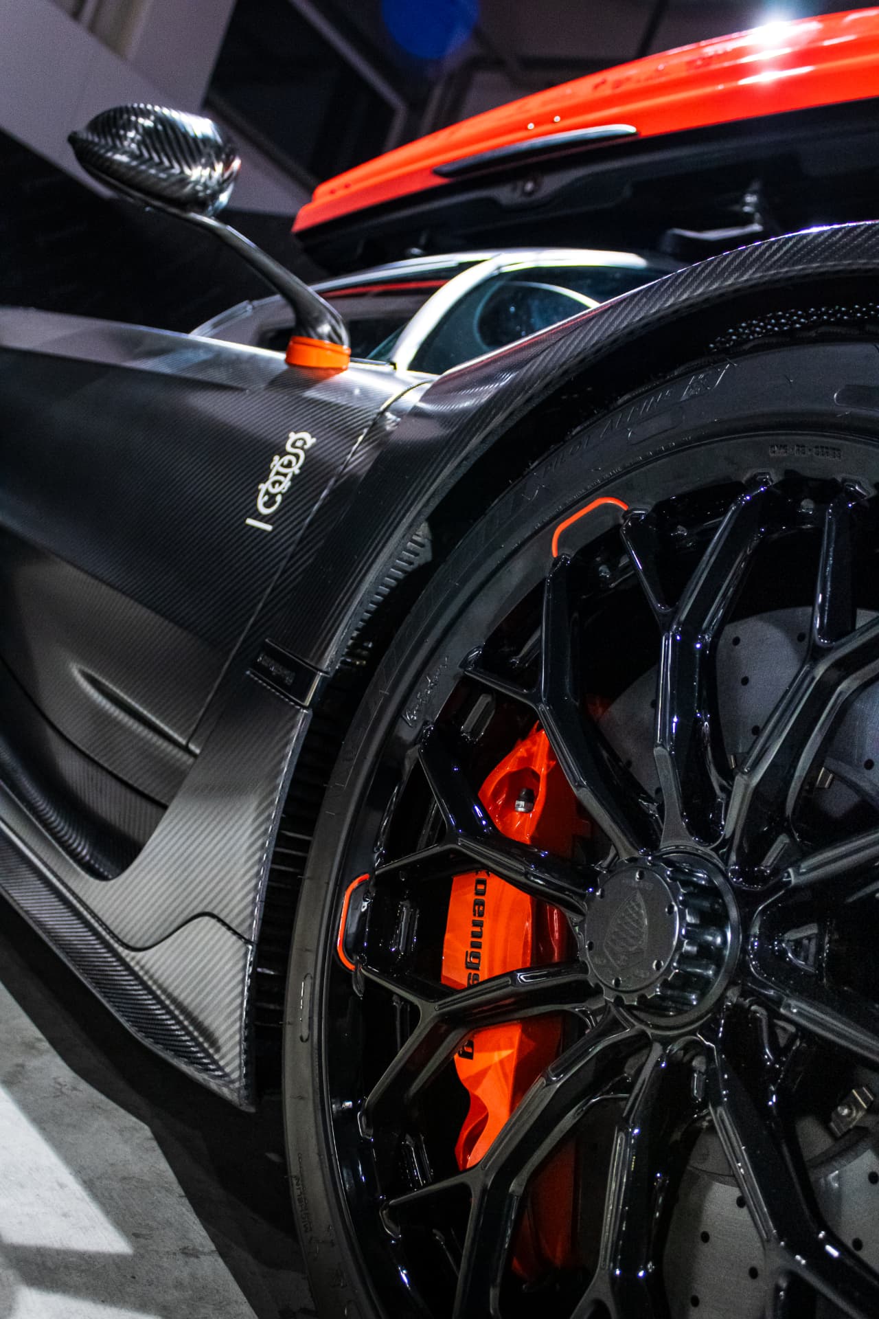 Koenigsegg Jesko Absolut à Auto Zürich — photo 5