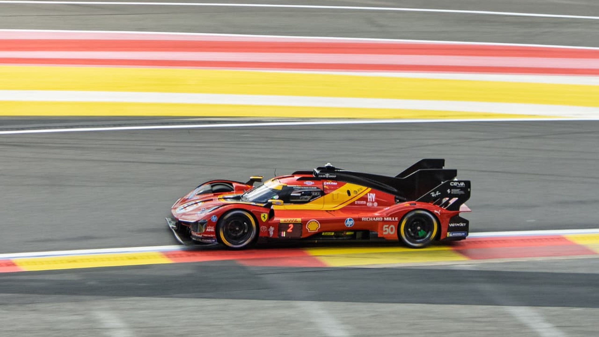 Ferrari 499P n°50 en course aux TotalEnergies 6 Heures de Spa-Francorchamps 2026