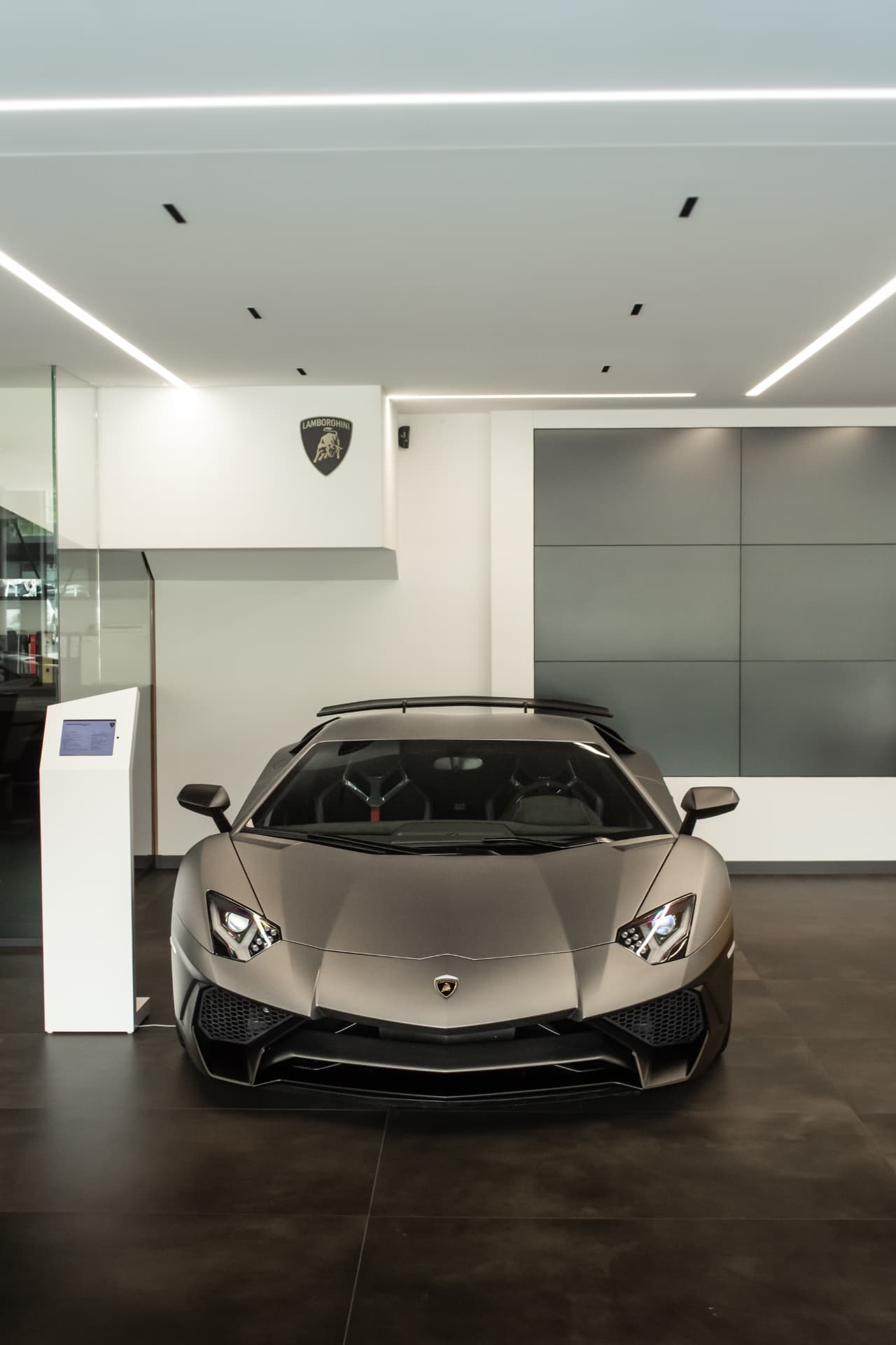 Lamborghini Aventador LP 750-4 SV