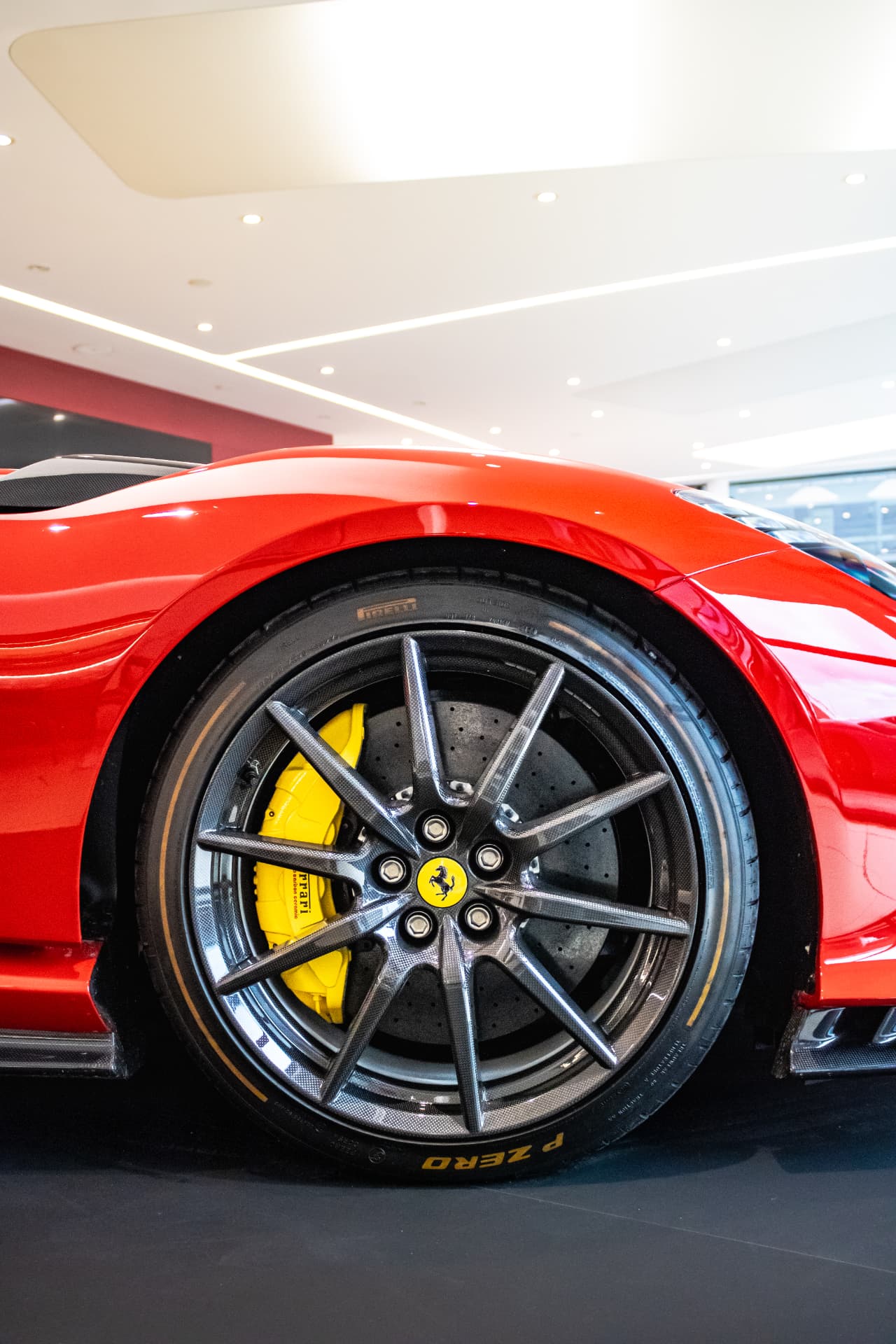 Ferrari 812 Competizione A — 4