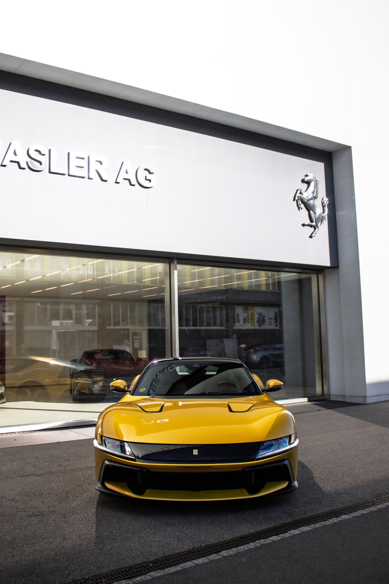 Ferrari 12Cilindri — 2