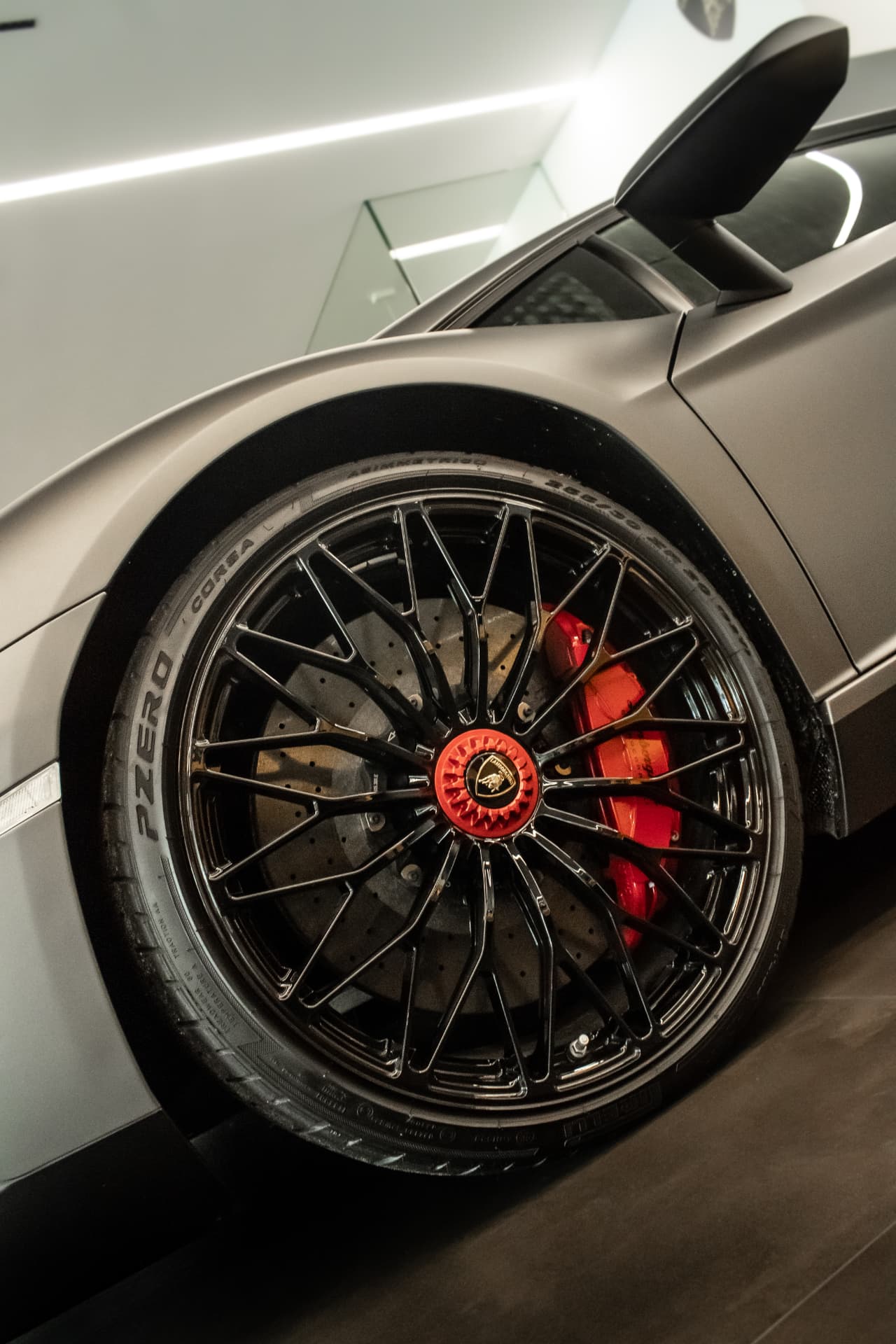 Lamborghini Aventador LP 750-4 SV — 6