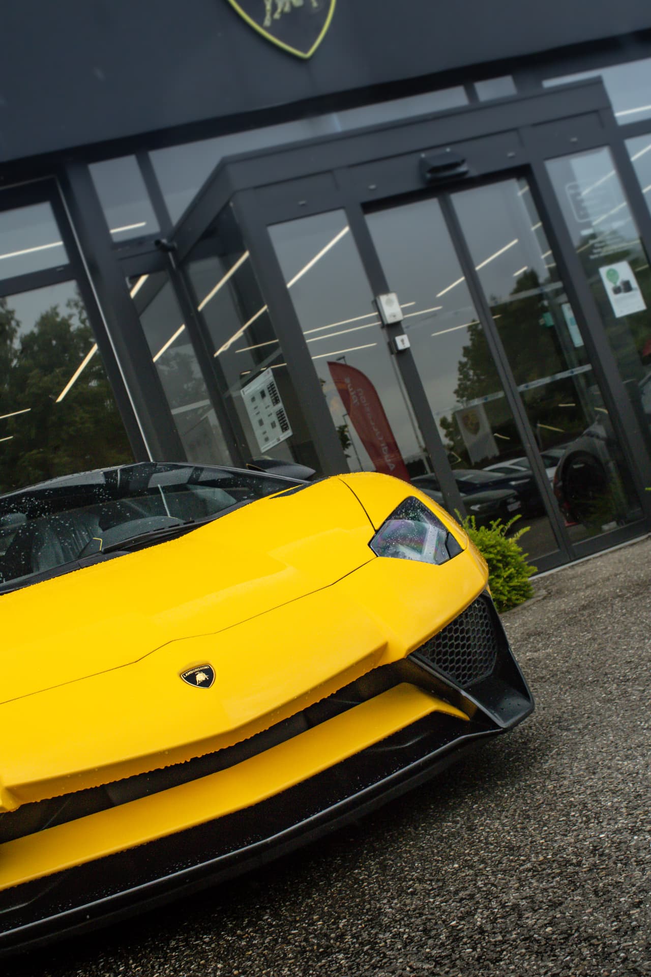 Lamborghini Aventador LP 750-4 SV Roadster — 3