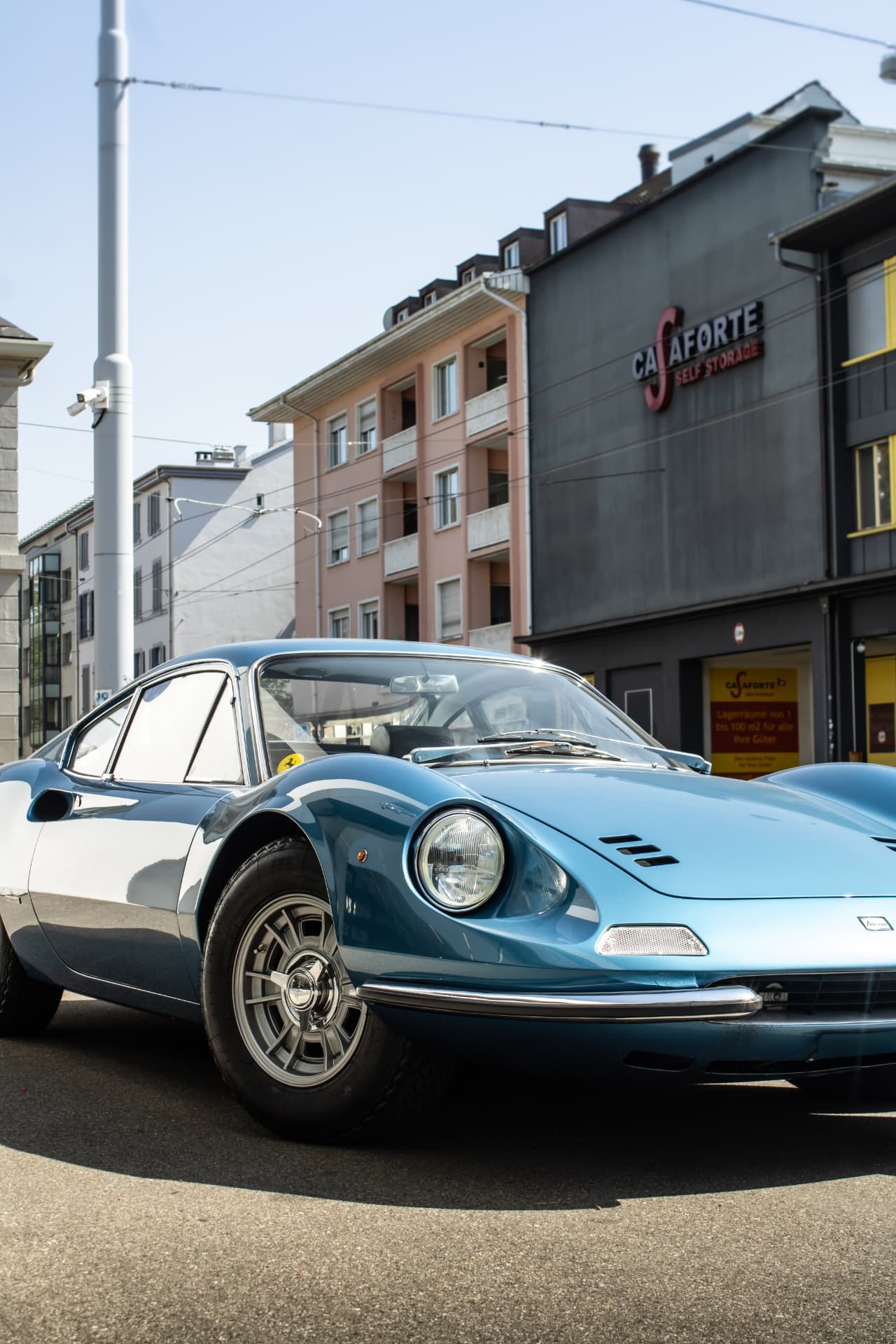 Ferrari Dino GT chez Niki Hasler Ferrari à Bâle — photo 3