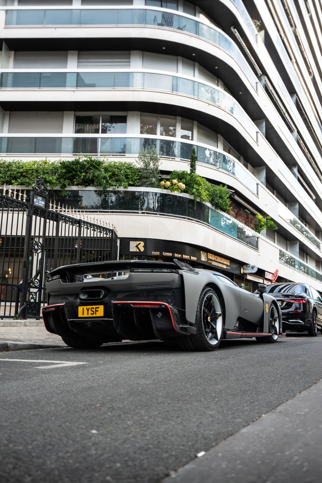 Ferrari F80 à Paris — photo 13