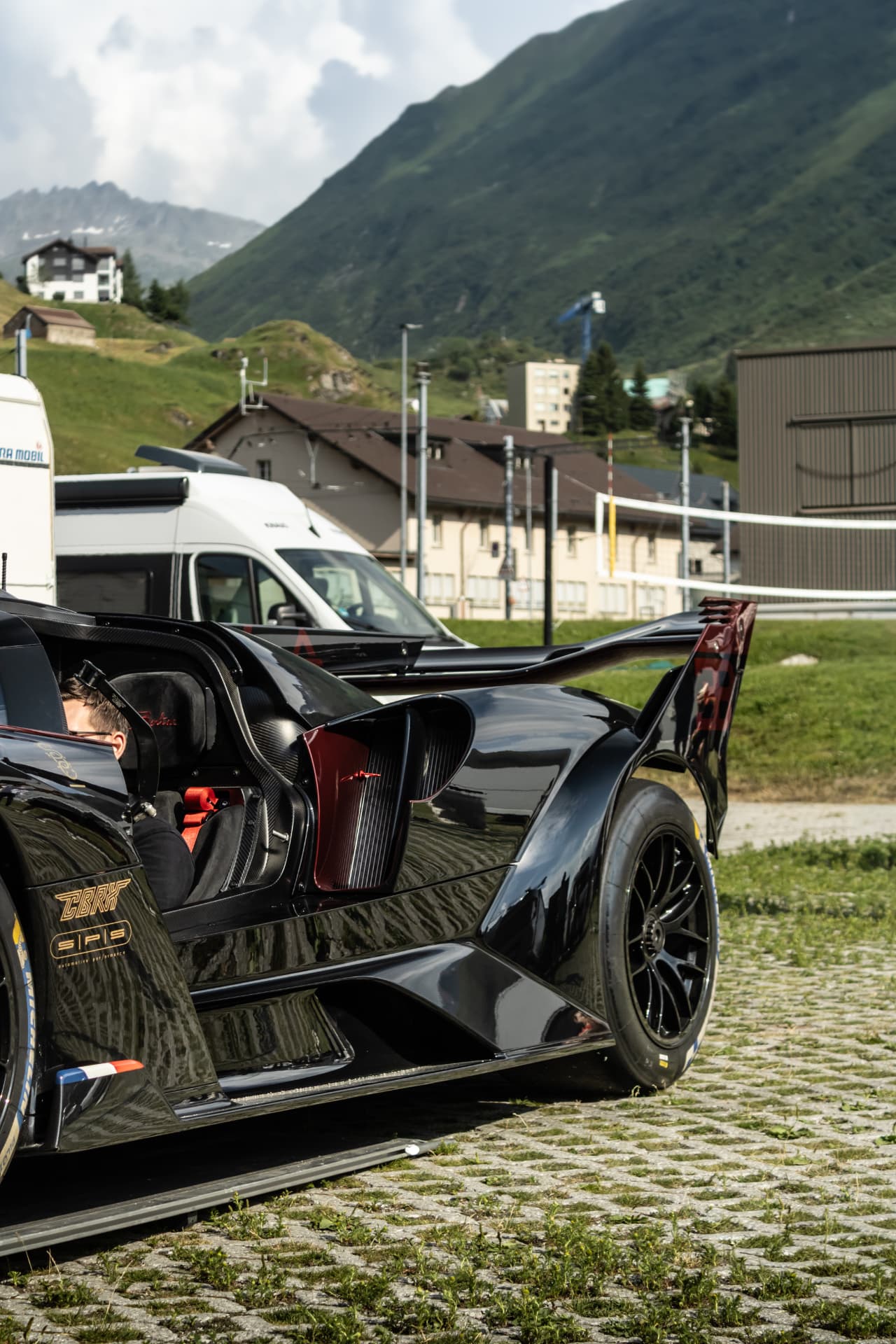 Bugatti Bolide de profil, cockpit ouvert