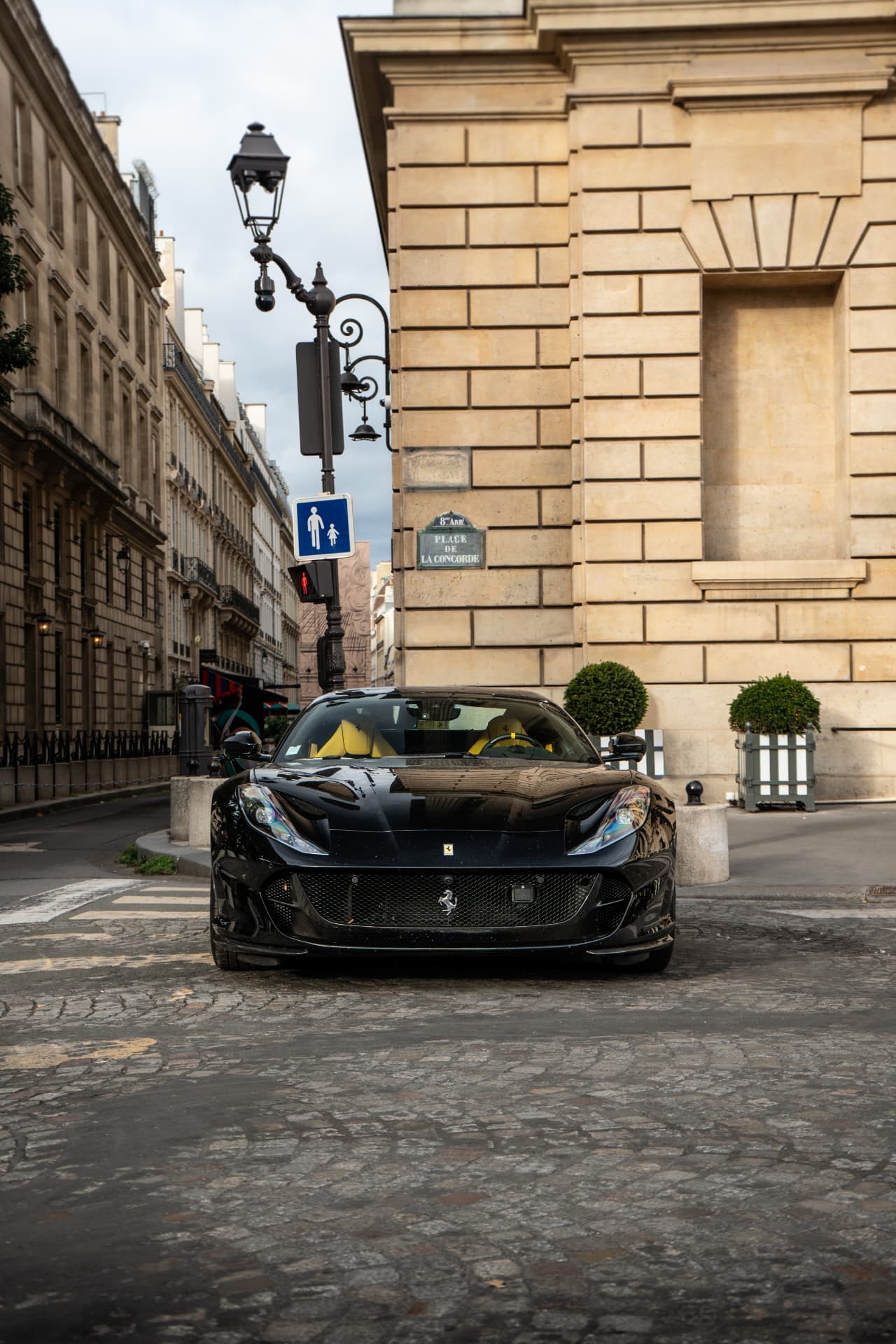 Ferrari 812 Superfast — 1