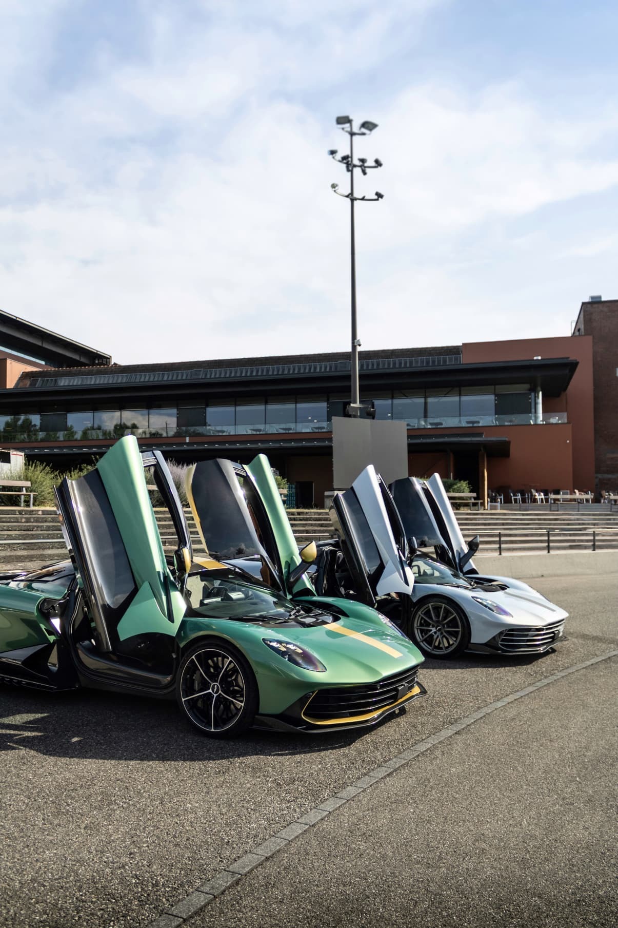 Aston Martin Valhalla à Mulhouse — photo 7