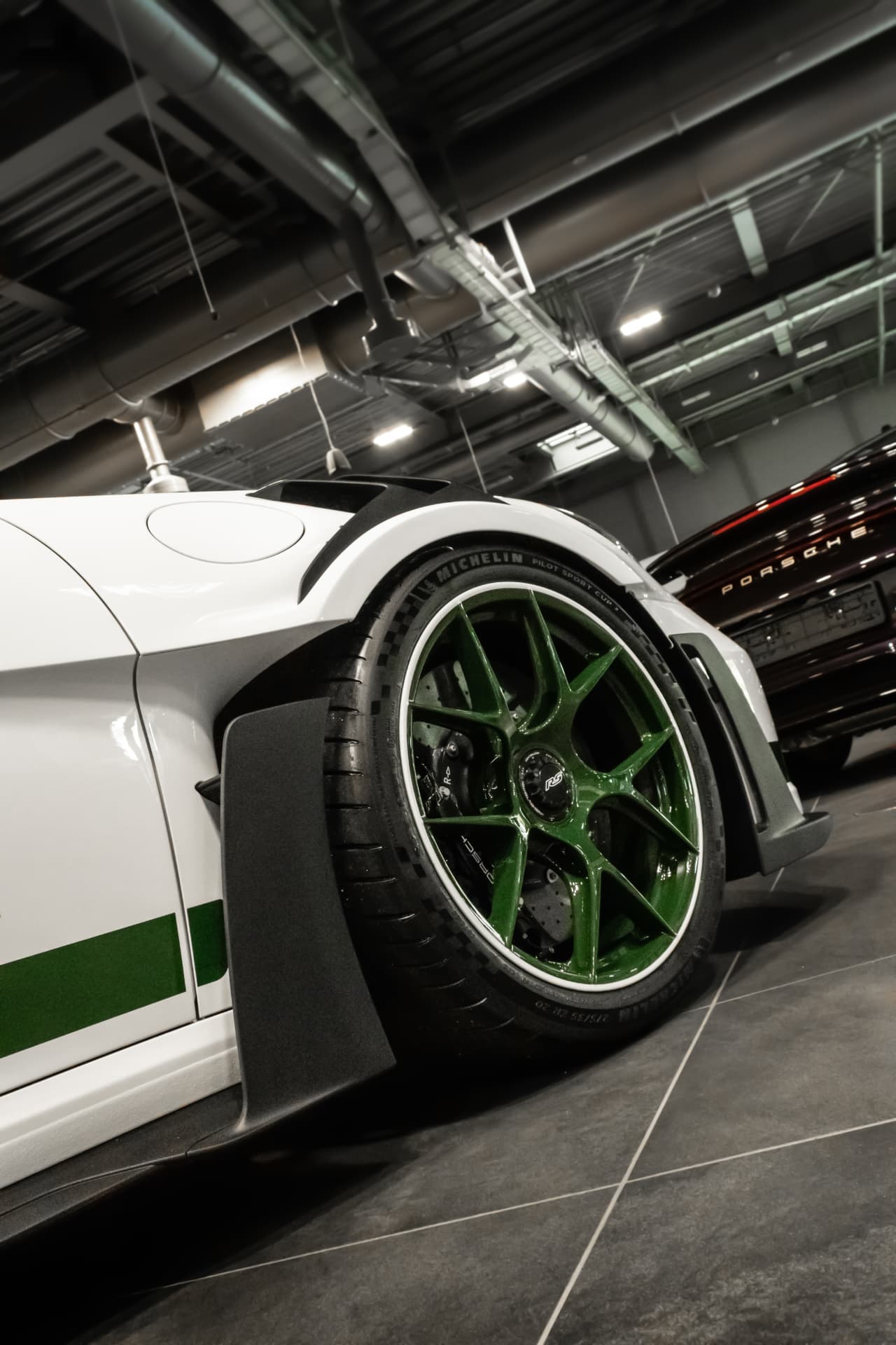 Porsche 911 GT3 RS — 8
