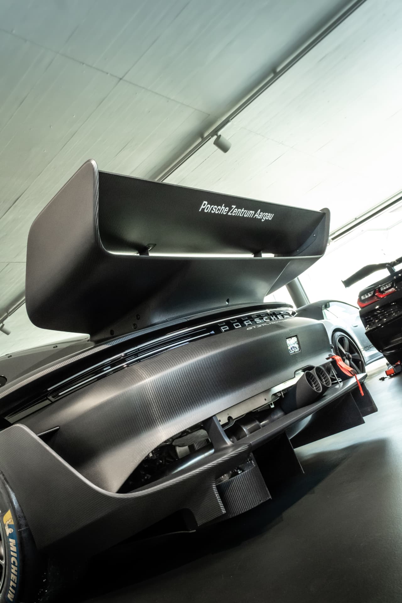 Porsche 911 GT3 R Rennsport au Porsche Zentrum Aargau — photo 8